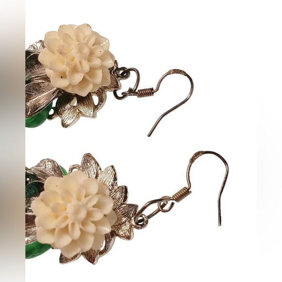 Vintage sterling upcycled assemblage dangle earrings. Earring hooks are stamped - Picture 3 of 5